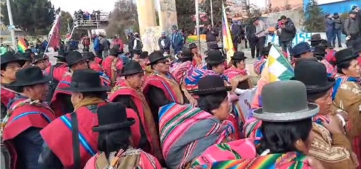 Marcha de los Tupac Katari y Ponchos Rojos. Foto: El Alteño. 