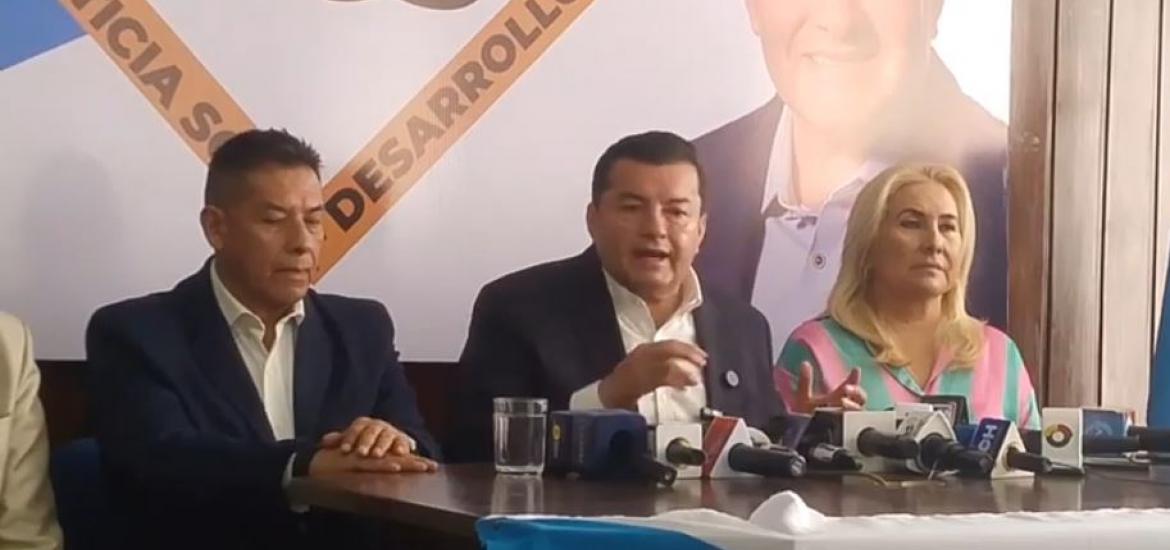 Alcalde Jhonny Fernández. Foto: Captura de video.