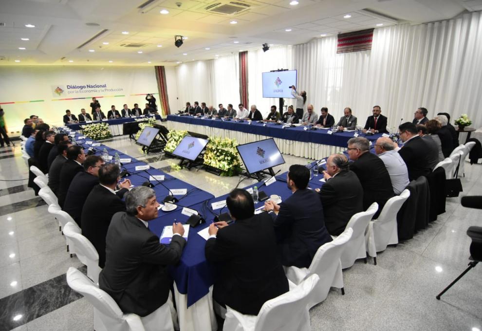 Reunión de empresarios y autoridades de Gobierno. Foto: La Prensa / Álvaro Valero. 