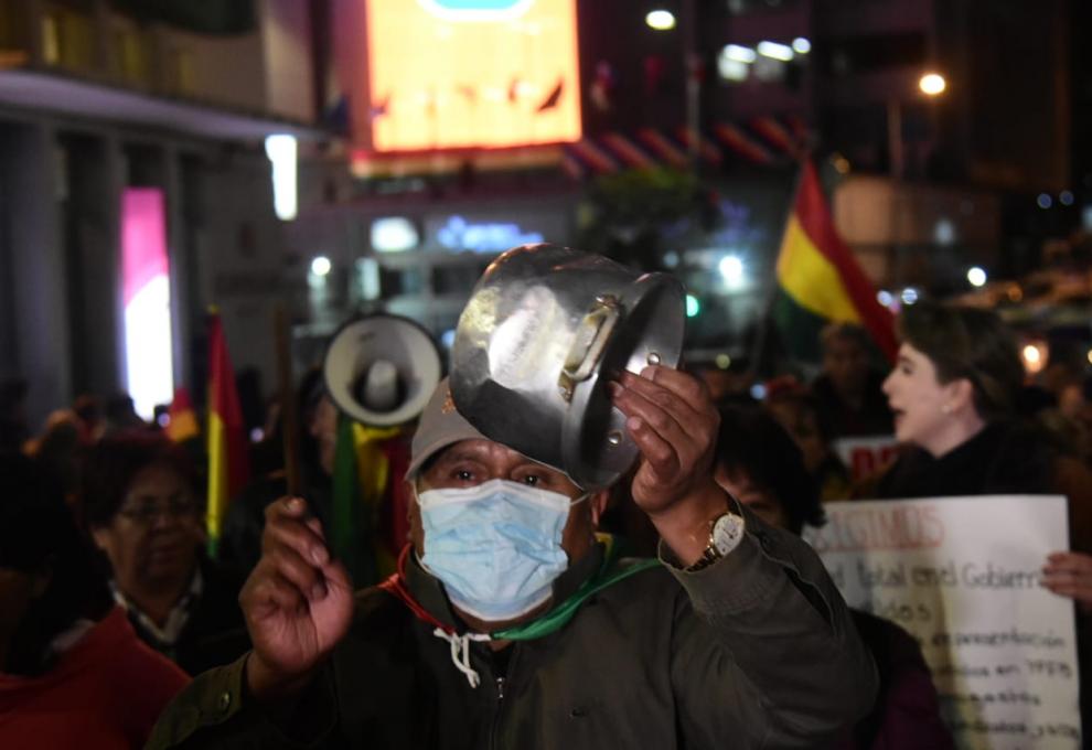 Cacerolazo en la ciudad de La Paz. Foto: La Prensa/Álvaro Valero. 